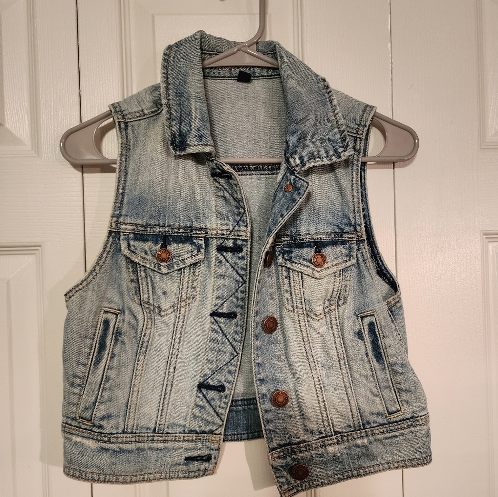 American Eagle jean vest